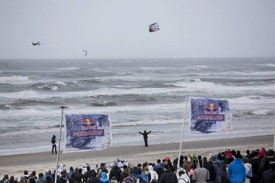 red-bull-megaloop-2016