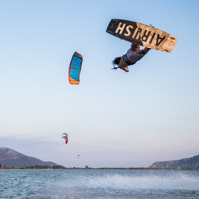 greece-monkeys-business