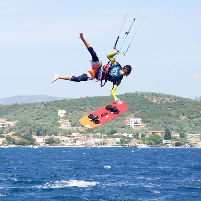 greece-vlassis-tsasinzis-greek-traditional-kitesurfing