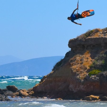 epic-riders-greek-kitesurfers-on-the-run